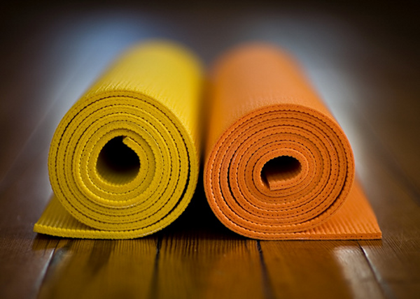 Tappetini yoga: scopri i migliori - Elimina lo stress nocivo